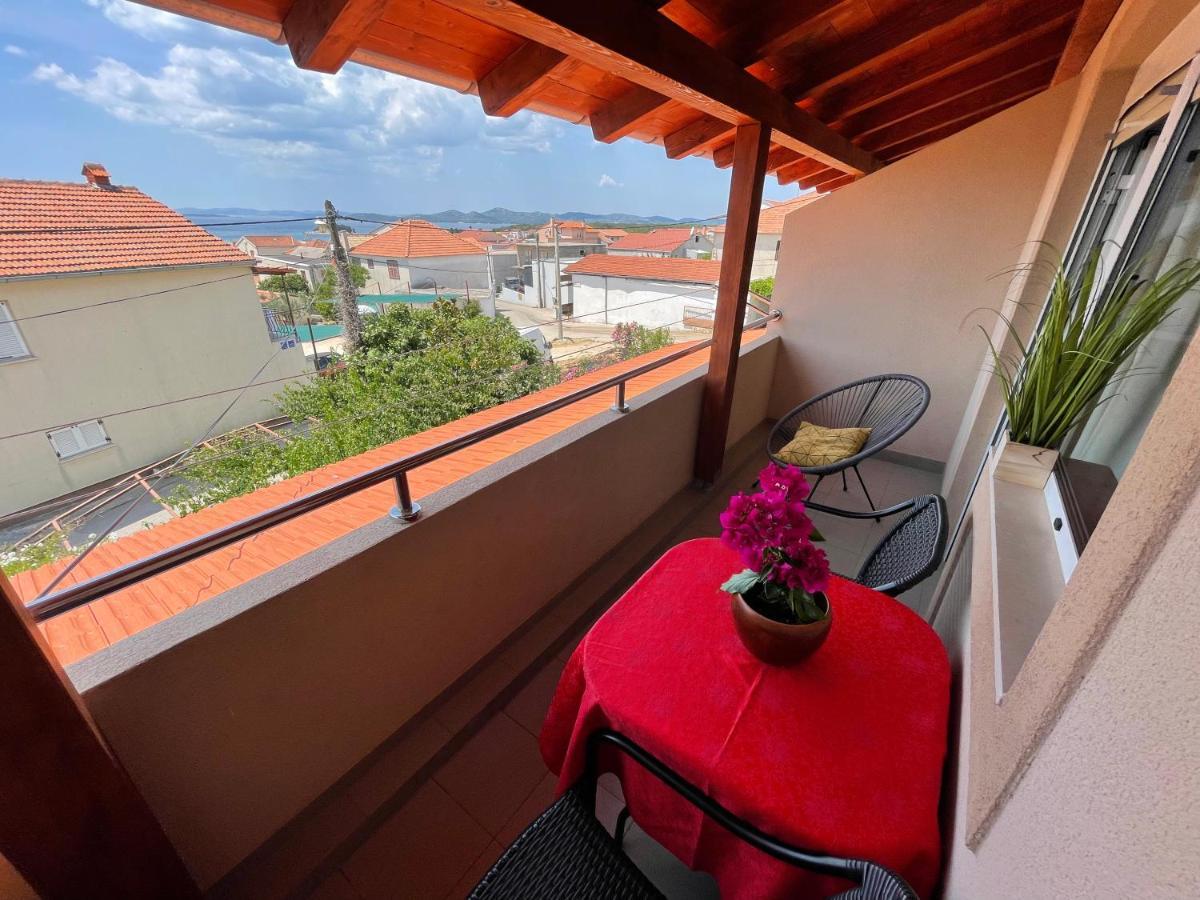 Apartments Iva Pakoštane Dış mekan fotoğraf