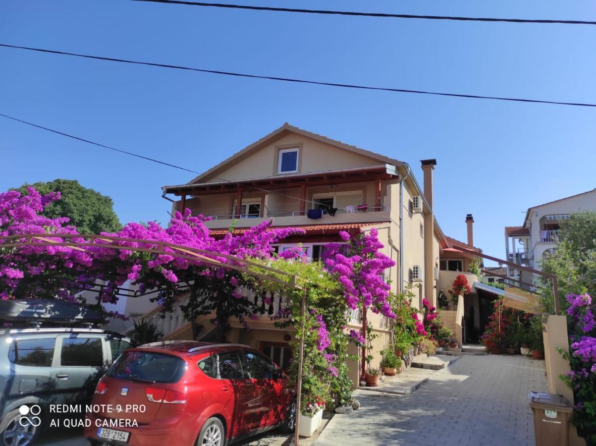 Apartments Iva Pakoštane Dış mekan fotoğraf