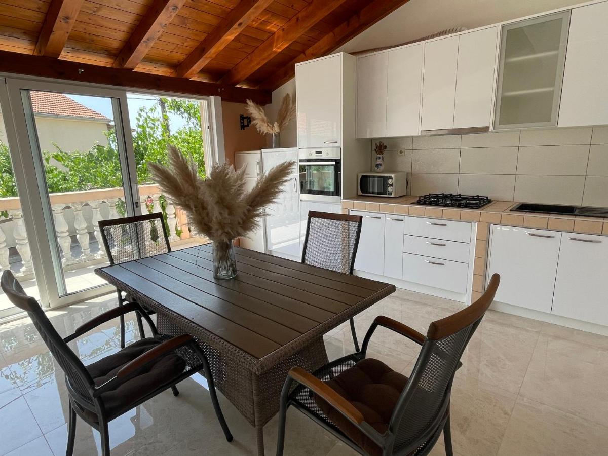 Apartments Iva Pakoštane Dış mekan fotoğraf