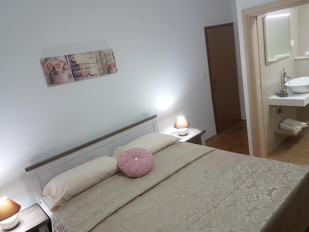 Apartments Iva Pakoštane Dış mekan fotoğraf